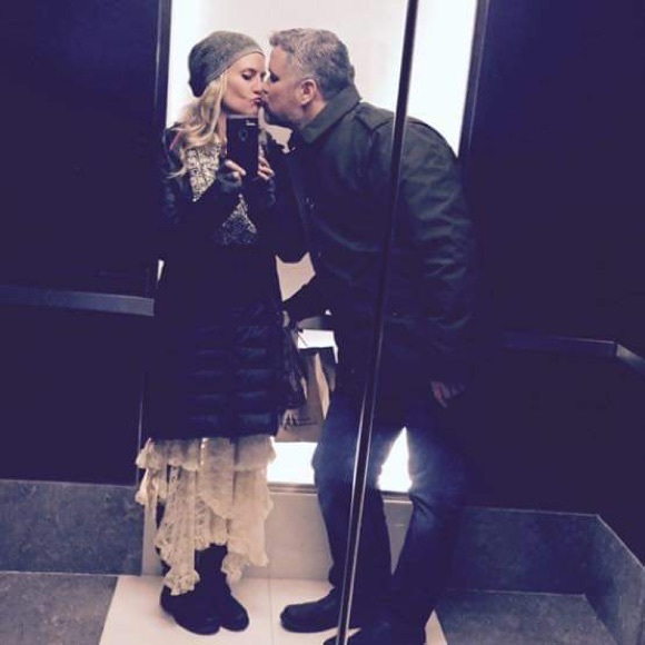 Meet your Posher, Melissa - Picture 3 of 7